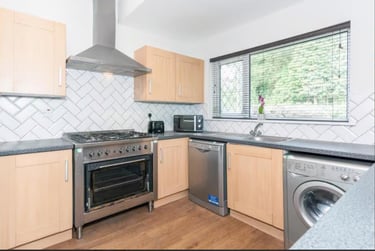 7 bed house, Malefant Street, Cathays, Cardiff, CF244QG - Image 8